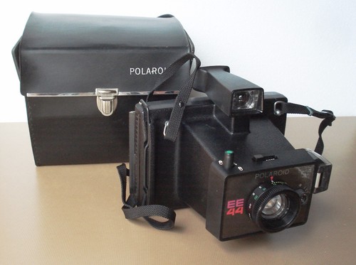 Polaroid land camera - ee,