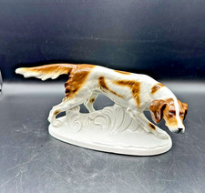 Cane da caccia in porcellana