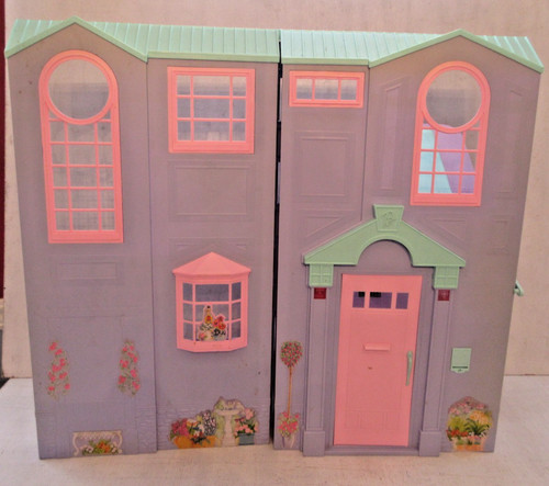Barbie 2002 casa - 2, città