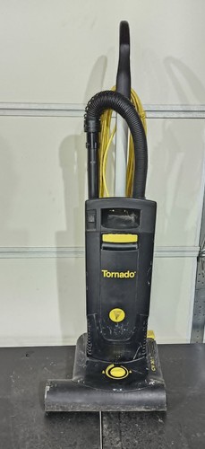 Aspirapolvere verticale