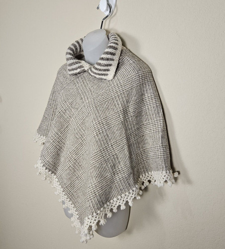 Poncho lana mantello frange