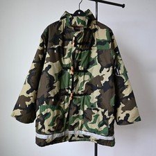 Parka trapuntato mimetico