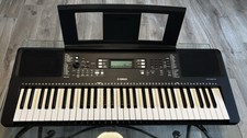 Yamaha PSR-E373 61 Tasti Tastiera Digitale - Nera