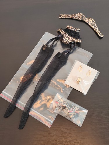 Fashion royalty outfit 2019 - royalty,