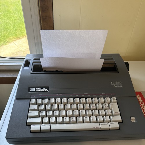 Macchina scrivere - macchina,