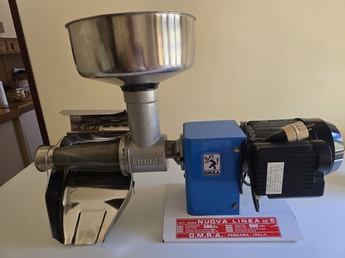 Passapomodoro elettrico