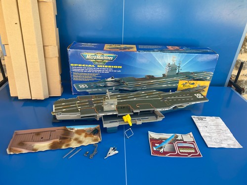 Galoob jouet porte avions - jouet, porte-avions