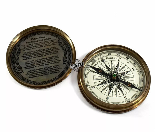Vecchia bussola magnetica
