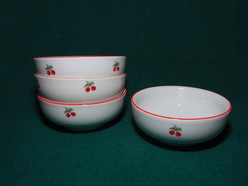 Ciotole ceramica con - di,