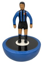 Scultura Subbuteo Gigante