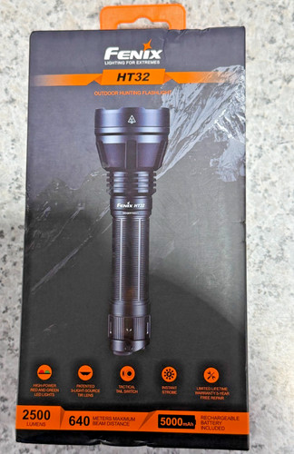 Torcia fenix ht32 2500 lumen - ht32,