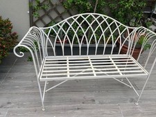 Panca da giardino in ferro battuto – stile romantico vintage
