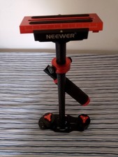 Stabilizzatore Neewer in