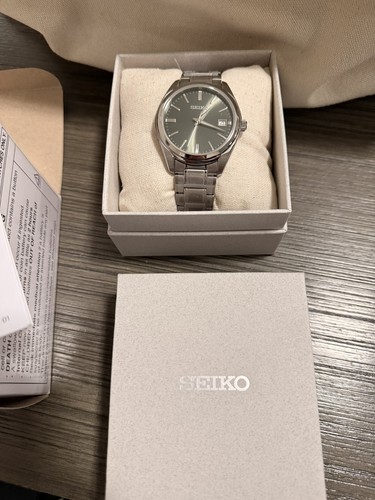 Seiko essentials collection - essentials,