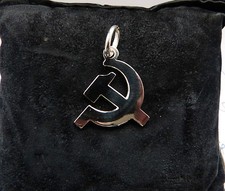 ciondolo a forma di FALCE E MARTELLO comunismo  in ARGENTO 925 sterling silver