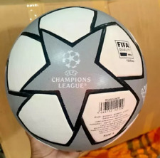 Adidas Finale Peace è