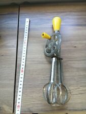 UTENSILE DA CUCINA VINTAGE - FRULLATORE A MANOVELLA - EPOCA ucraina CCCP URSS