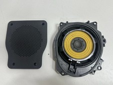 BMW iX 2023 subwoofer sinistro