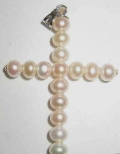 Collana pendente croce perle