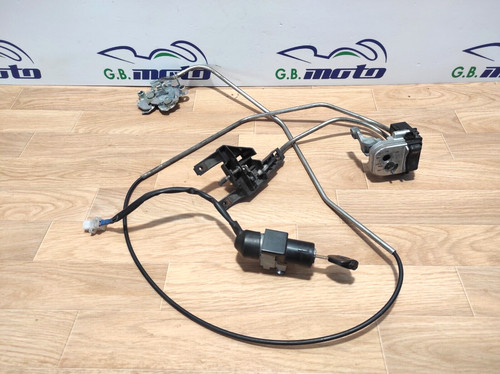 Contatto chiave gancio sella - chiave,