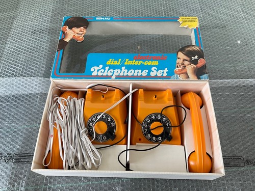 1975 coppia telefoni - coppia,
