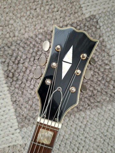 Vecchia chitarra realizzati - vecchia,