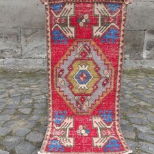 Tappeto piccolo vintage turco