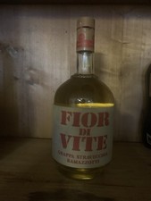 Stock Di Liquori D'epoca Semiaperti Collezione Vintage Bottiglie Pezzi 9