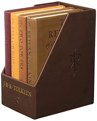 Hobbit and the lord - lord,