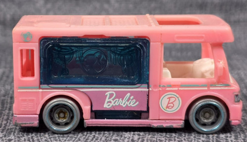 Hot wheels 2021 - hot, rosa