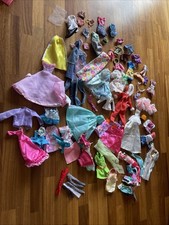 Lotto Di Vestiti Di  Barbie