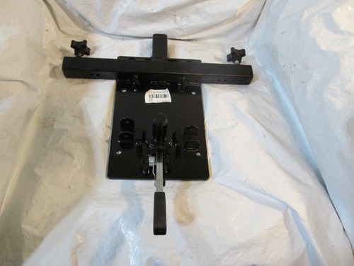 Piastra girevole per montaggio
