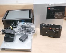 Leica M9 Black Paint solo 8227