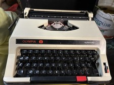 Macchina Da Scrivere Olympia 
