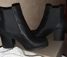 tronchetto donna, bata 594-3532, nero effetto lucido, tacco cm 7, n.35