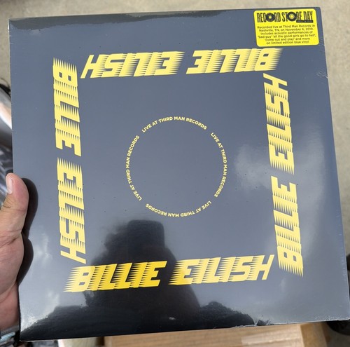 Billie eilish live third - at,