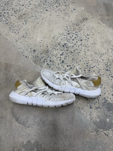 Nike huarache white - huarache, sail
