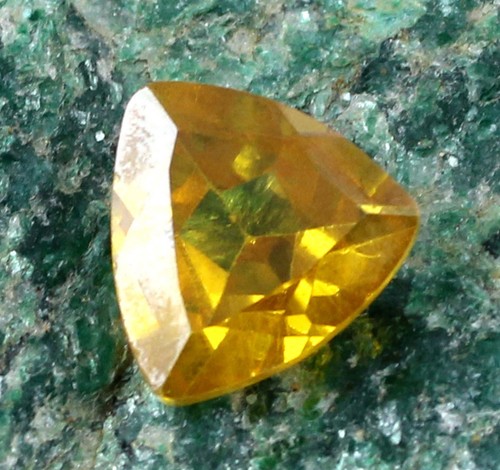 Zircone giallo naturale