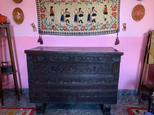 Antica cassa sarda