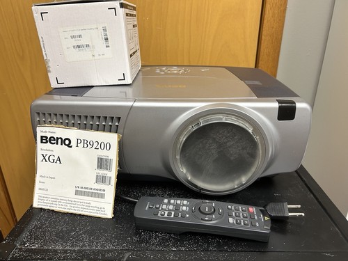 Benq pb9200 xga projector - xga, with