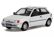 Mini auto ford fiesta - 1/18,
