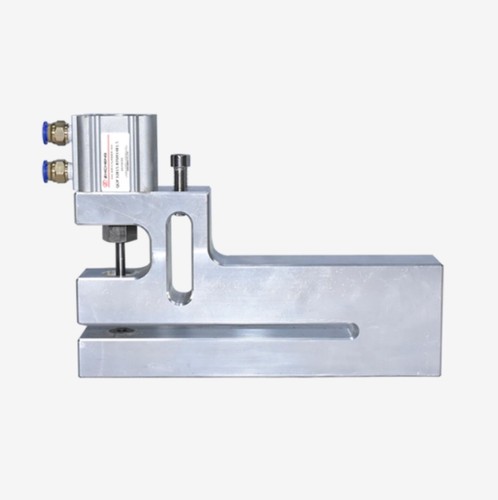 Perforatore per macchina per