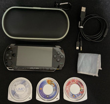 PSP 1004 Nera + 3 giochi + Cover protettiva - Sony PlayStation Portable