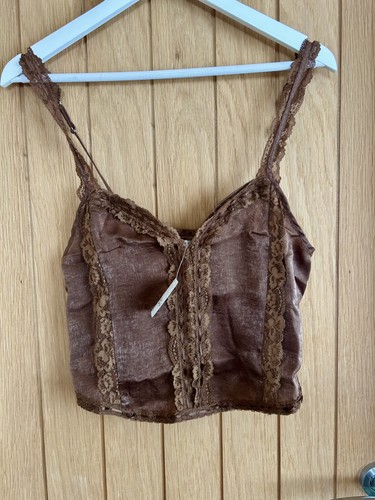 Free people intimally tell - free,