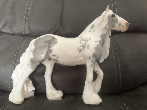 Breyer lavinia 2026 collector - lavinia,
