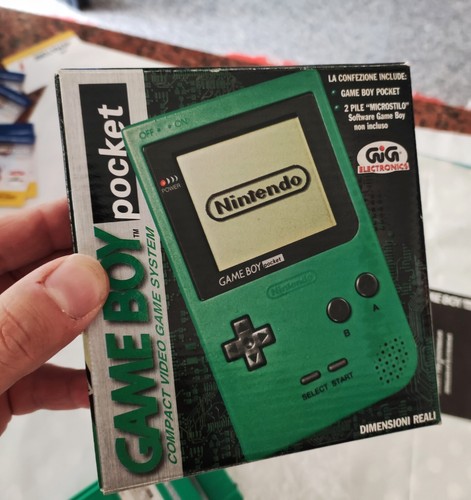 Game boy pocket - boy,