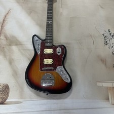 Sunburst Jazz Panther Chitarra