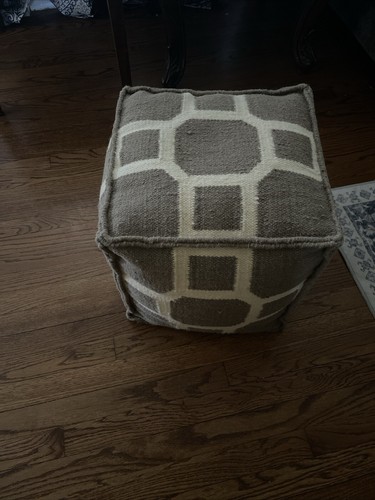 Indoor pouf used slightly - used,