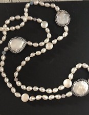 Lunga Collana Di Perle Di Fiume E Scaramazze