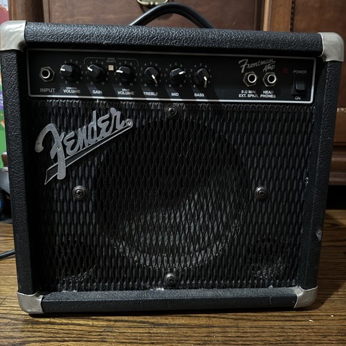 Fender frontman 241 - fender,